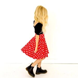 Pocket Remi Girl Twirl Skirt: Red w White Polka Dots, w pockets. Size 6